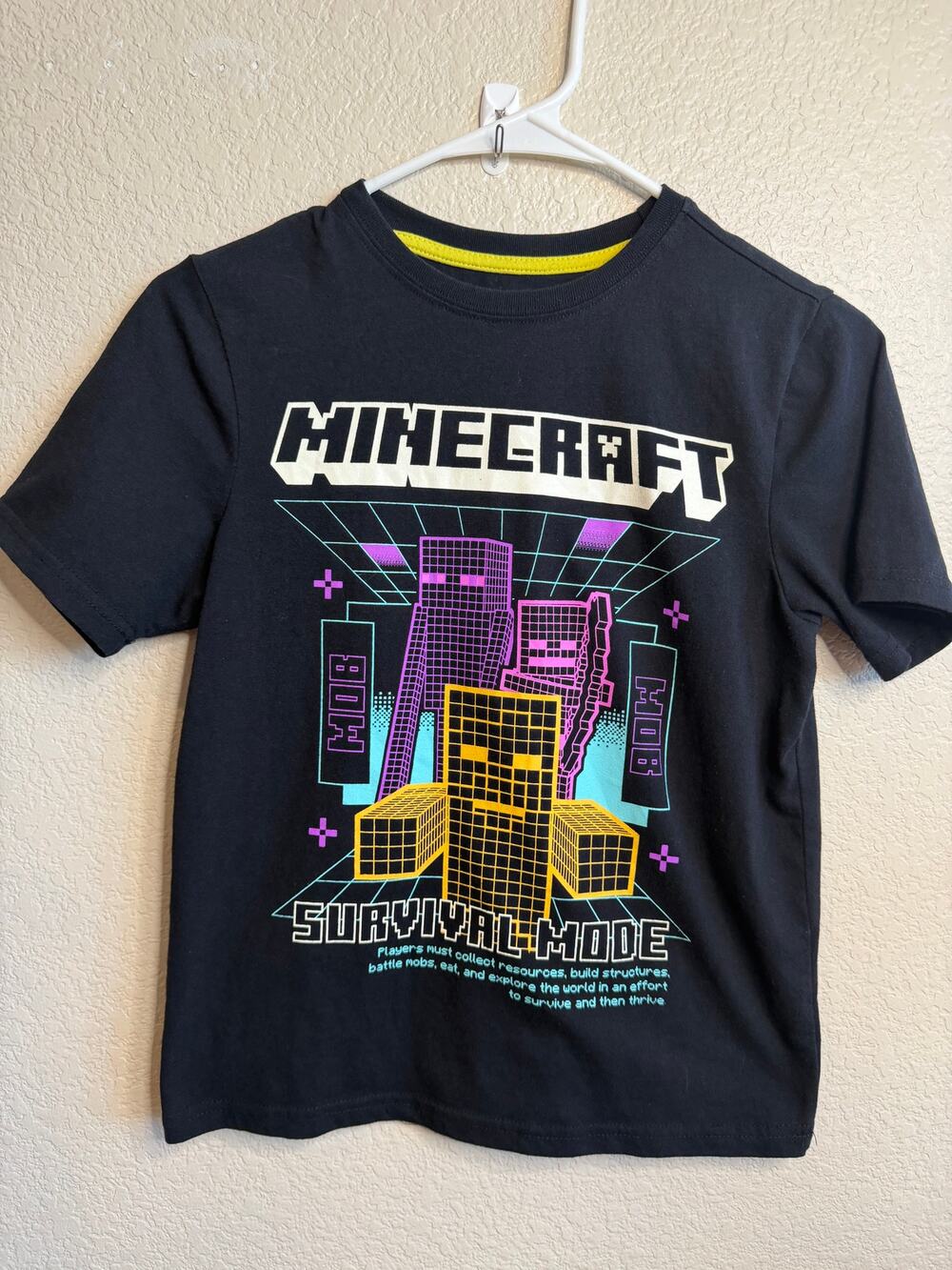 Minecraft Boys Youth 10/12 Survival Mode Graphic T-Shirt Black Mojang